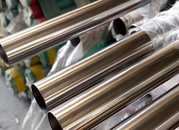 鎳價(jià)強(qiáng)勢(shì)上揚(yáng),現(xiàn)貨成交轉(zhuǎn)淡,不銹鋼價(jià)格不宜過(guò)度追高