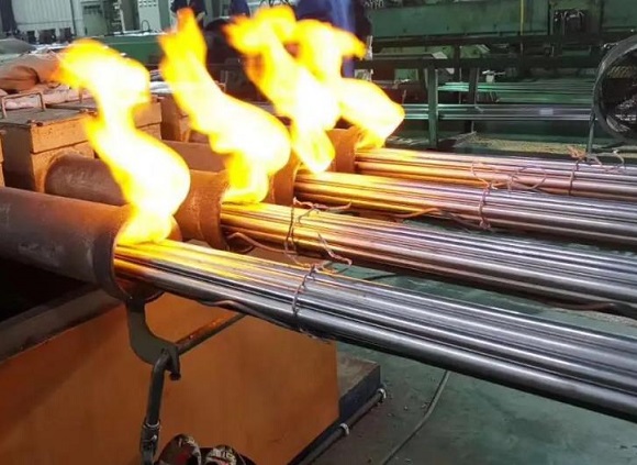 304不銹鋼管是如何生產(chǎn)的？