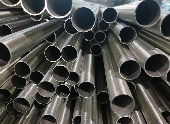 304不銹鋼管表面劃痕怎么處理？